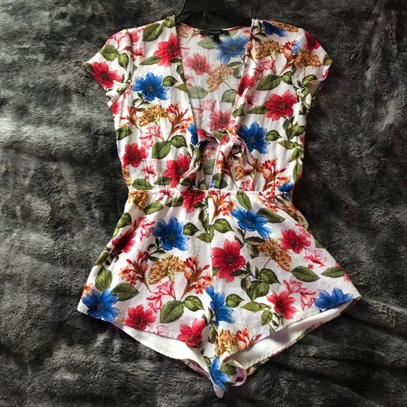 Floral romper - Picture 2 of 3